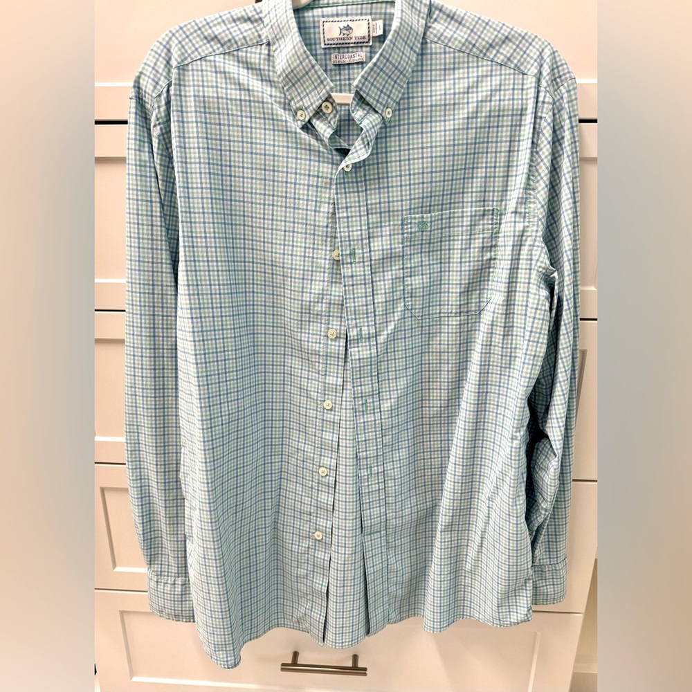 Men’s Southern Tide long sleeve intercoastal button down